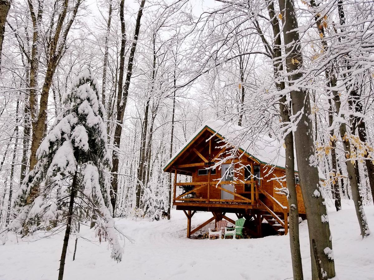 Les Cabines Nordik Des Piles Villa Saint-Jean-des Piles Exterior photo